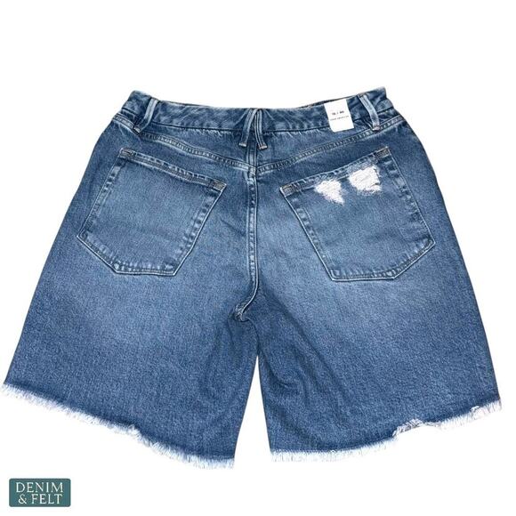 Good American Good ’90s Bermuda Denim Shorts Raw Hem Distressed Indigo Size 10 - Picture 4 of 12